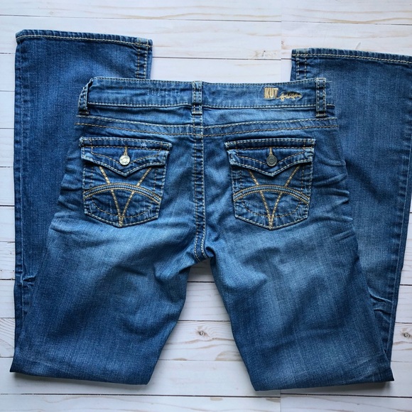 Kut from the Kloth Kate Lowrise Bootcut Jean - Picture 5 of 6